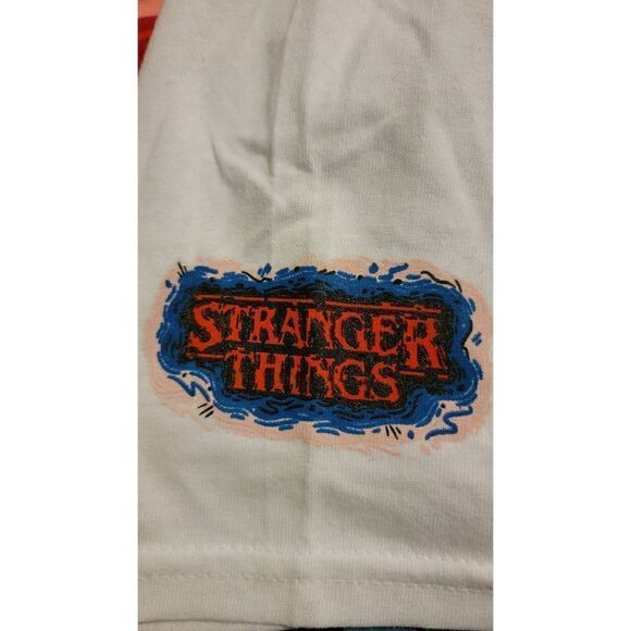 Stranger Things White Graphics T-Shirt Adult XL - Picture 3 of 3